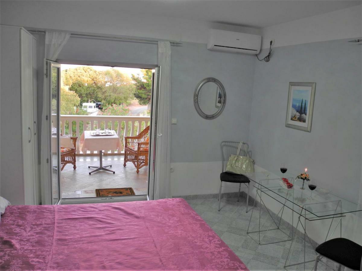 Villa Ines Езера Экстерьер фото